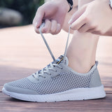 2019 Men Casual Shoes Sneakers Breathable Mesh Ultralight Comfortable Outdoor Walking Footwear Men Lace Up Flats Big Sizes